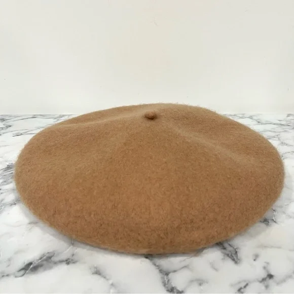 Classic wool beret hat camel color French style classic stylish neutral - Picture 3 of 8